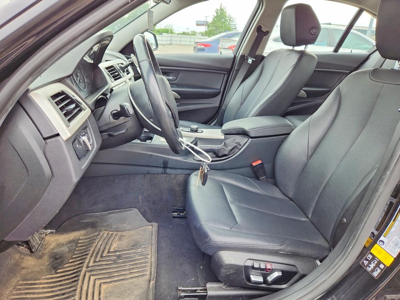 2016 BMW 320 Xi - zdjęcie 7