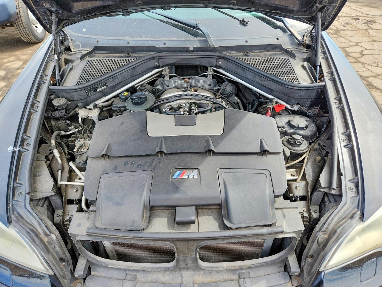 2013 BMW X6 M - zdjęcie 11