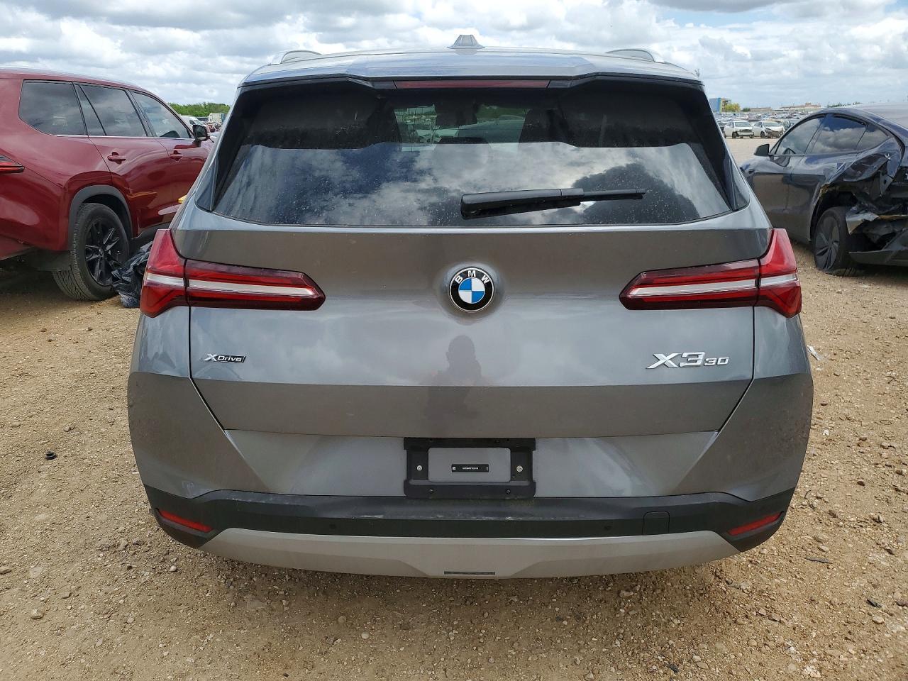 2026 BMW X3 30 xDrive - zdjęcie 6