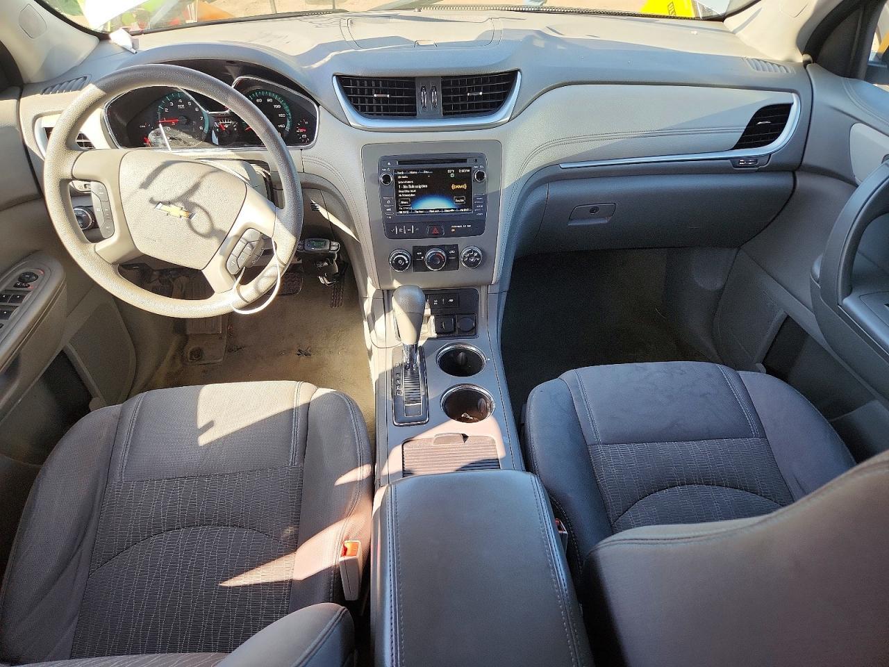 2016 Chevrolet Traverse Ls - zdjęcie 8