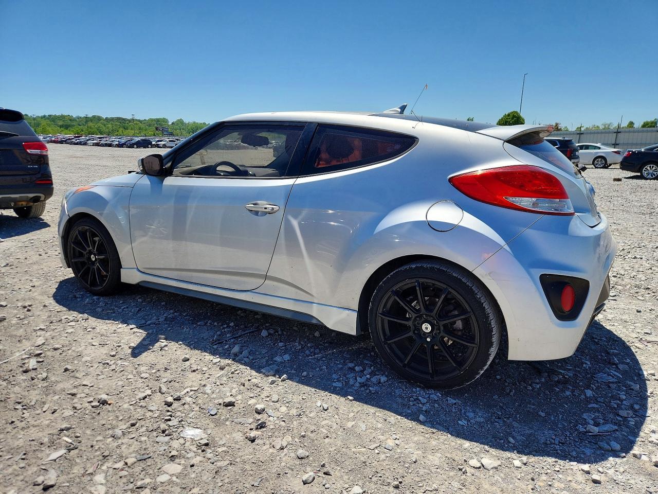 2013 Hyundai Veloster Turbo - zdjęcie 2