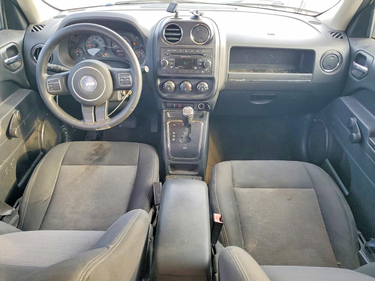 2016 Jeep Patriot - zdjęcie 8