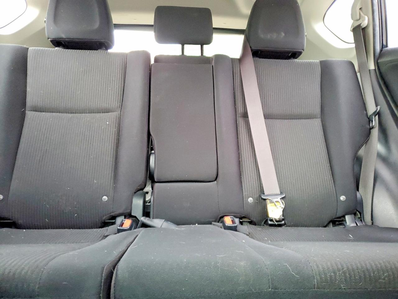 2018 Toyota Rav4 Le - zdjęcie 10