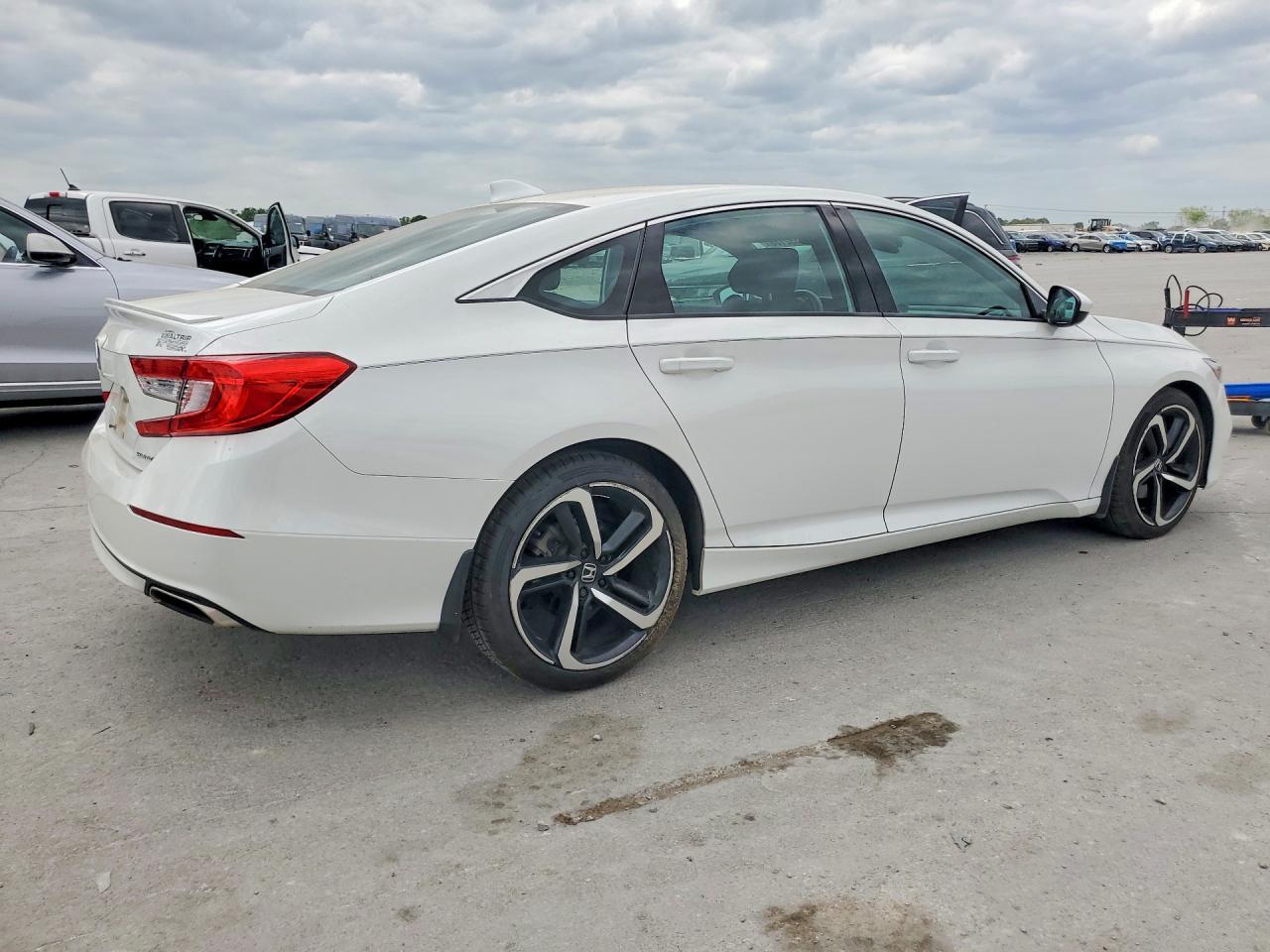 2018 Honda Accord Sport - zdjęcie 3