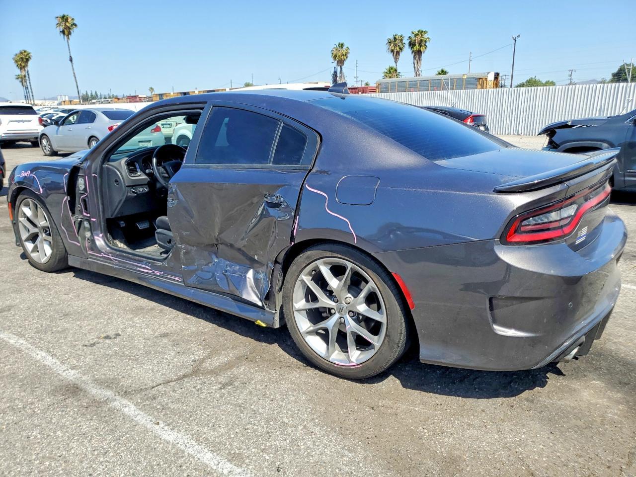 2020 Dodge Charger Gt - zdjęcie 2