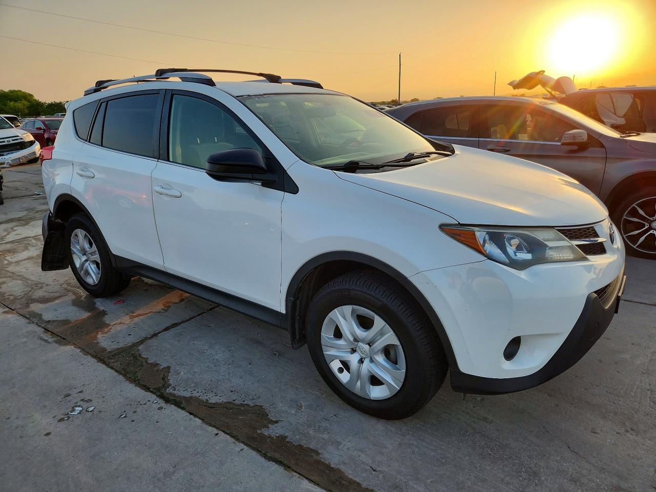 2013 Toyota Rav4 Le - zdjęcie 4