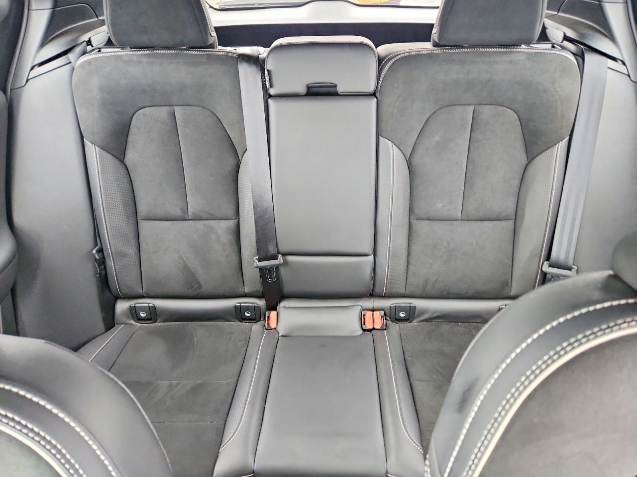 2021 Volvo Xc40 T5 R-Design - zdjęcie 10