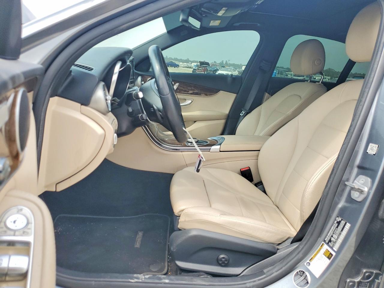 2018 Mercedes-Benz C 300 - zdjęcie 7