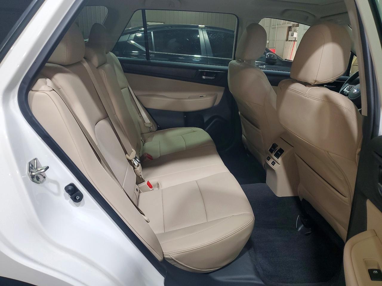 2015 Subaru Outback 3.6R Limited - zdjęcie 11