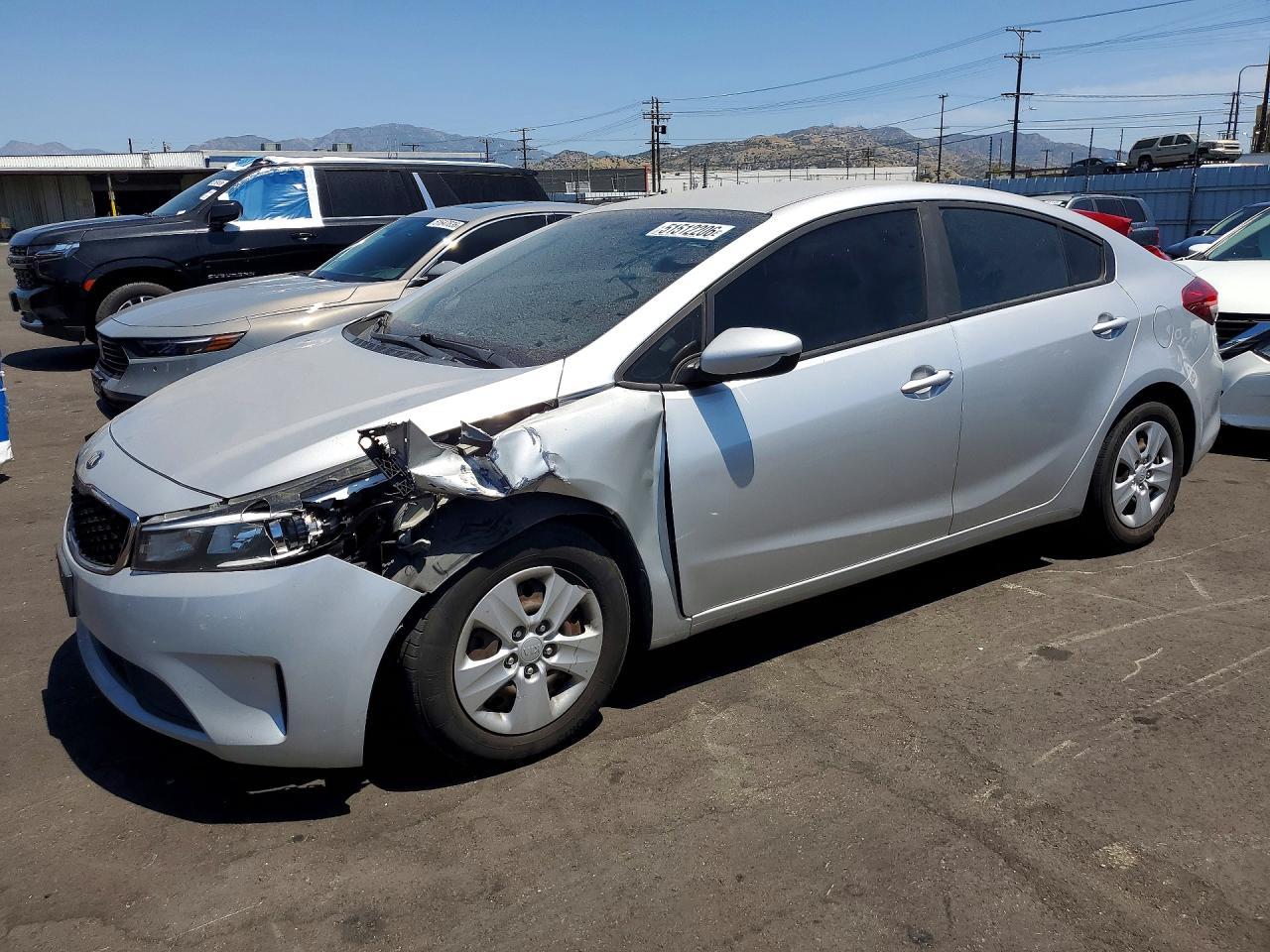 2017 Kia Forte Lx - zdjęcie główne