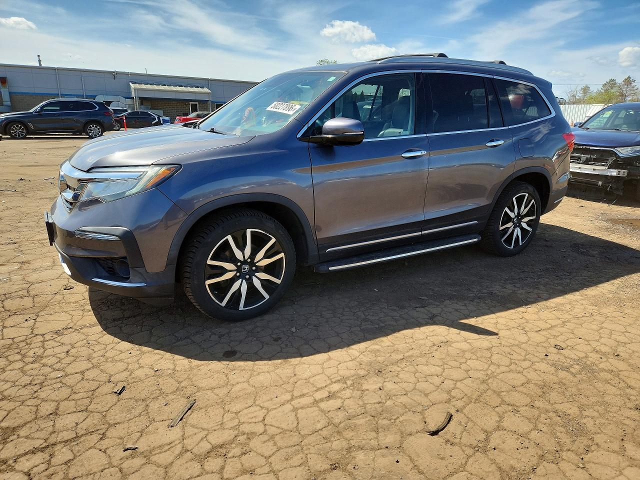 2019 Honda Pilot Touring - zdjęcie główne
