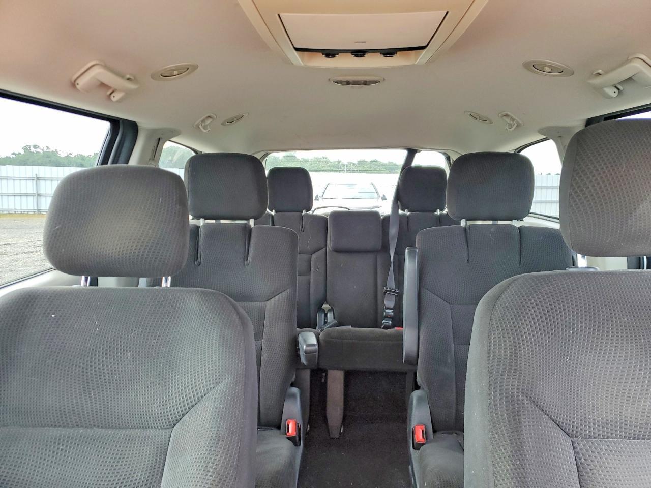 2016 Dodge Grand Caravan Sxt - zdjęcie 10