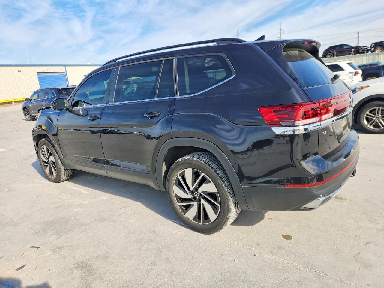 2024 Volkswagen Atlas Se - zdjęcie 2
