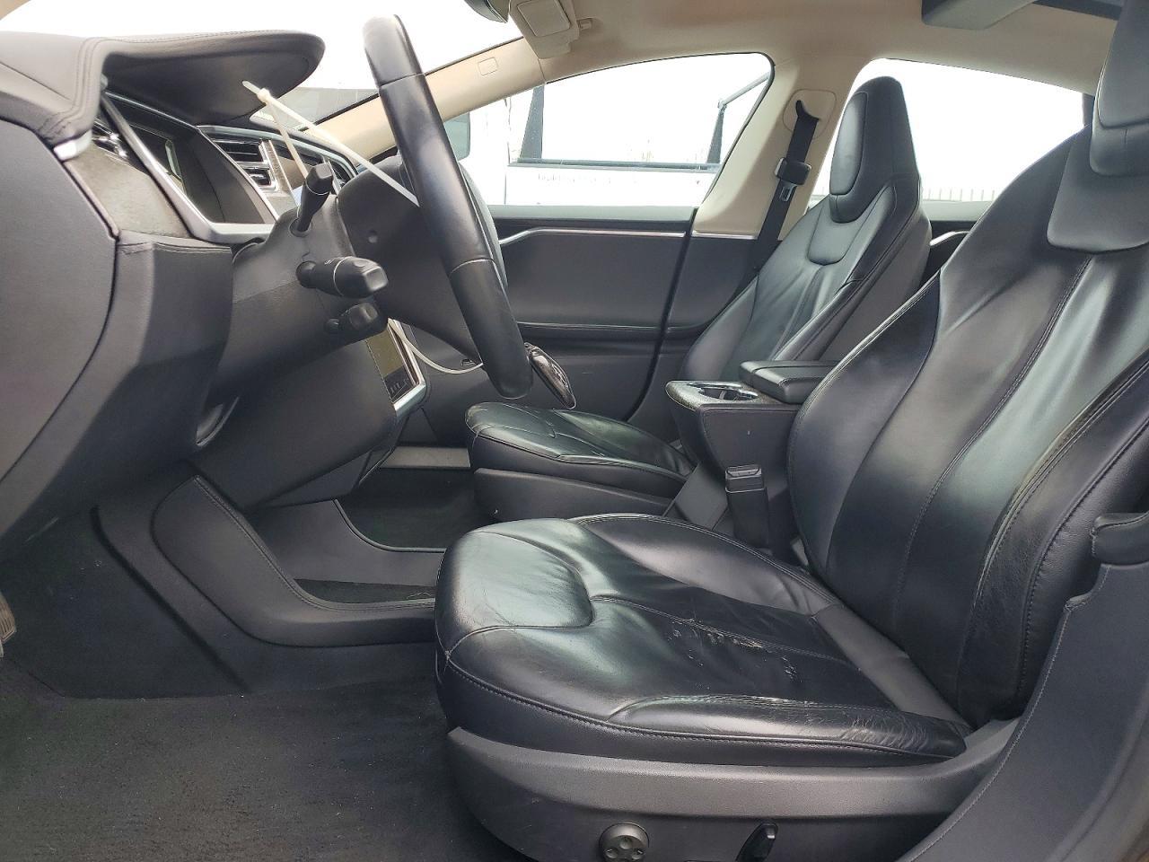 2013 Tesla Model S - zdjęcie 7