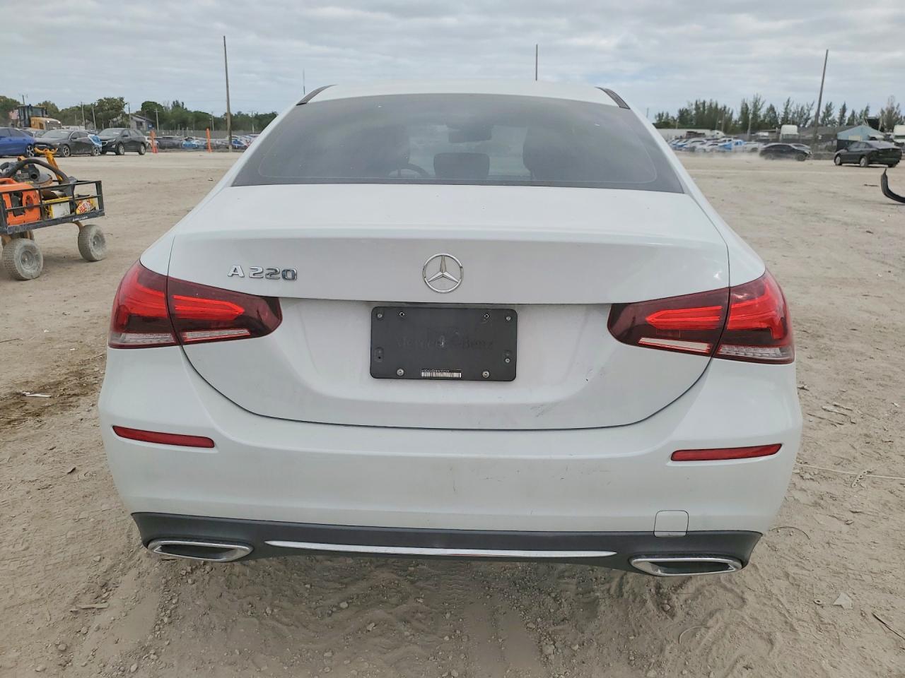 2019 Mercedes-Benz A 220 - zdjęcie 6