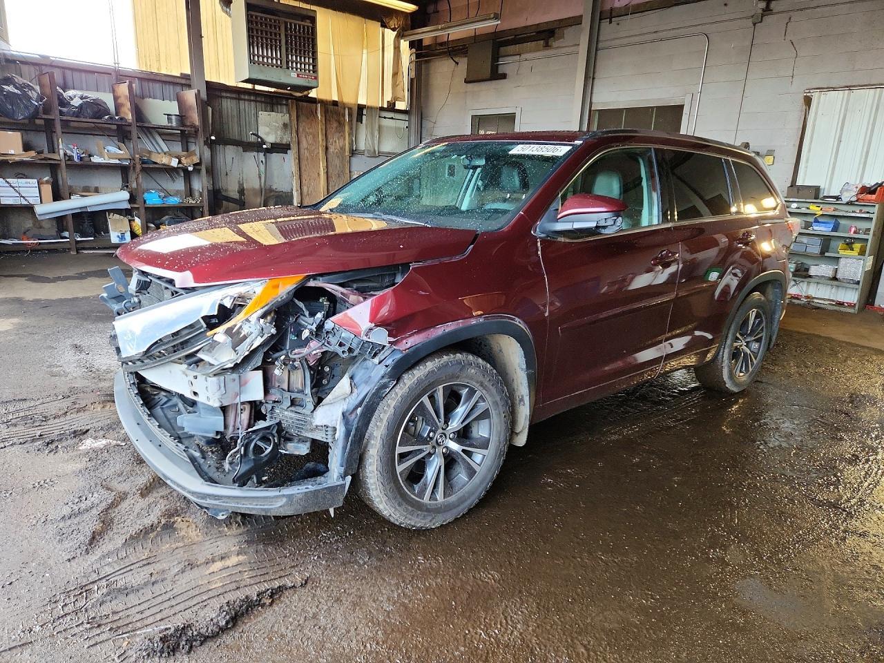 2016 Toyota Highlander Xle - zdjęcie główne