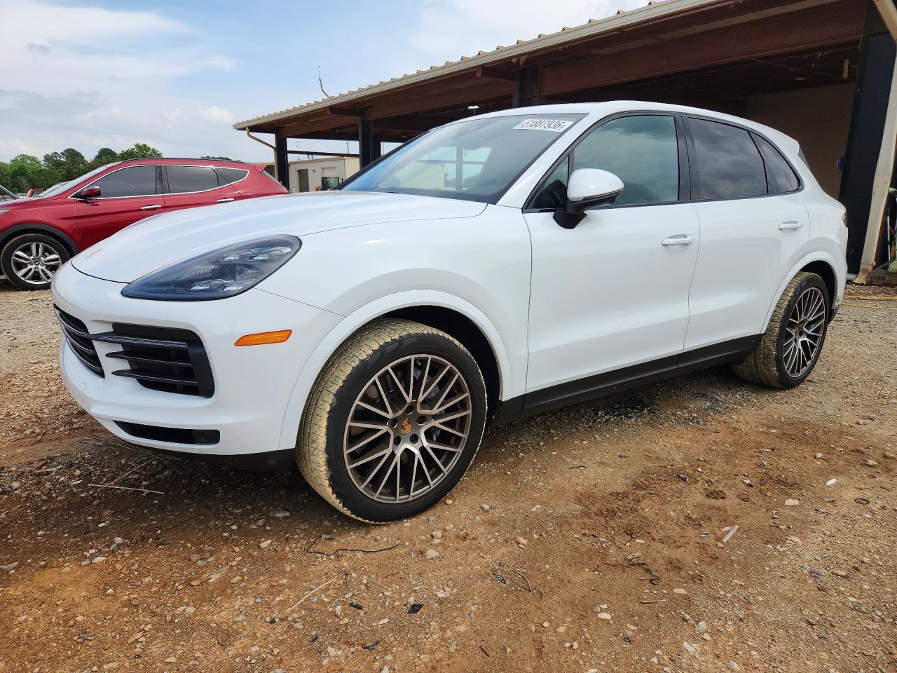 2022 Porsche Cayenne - zdjęcie główne