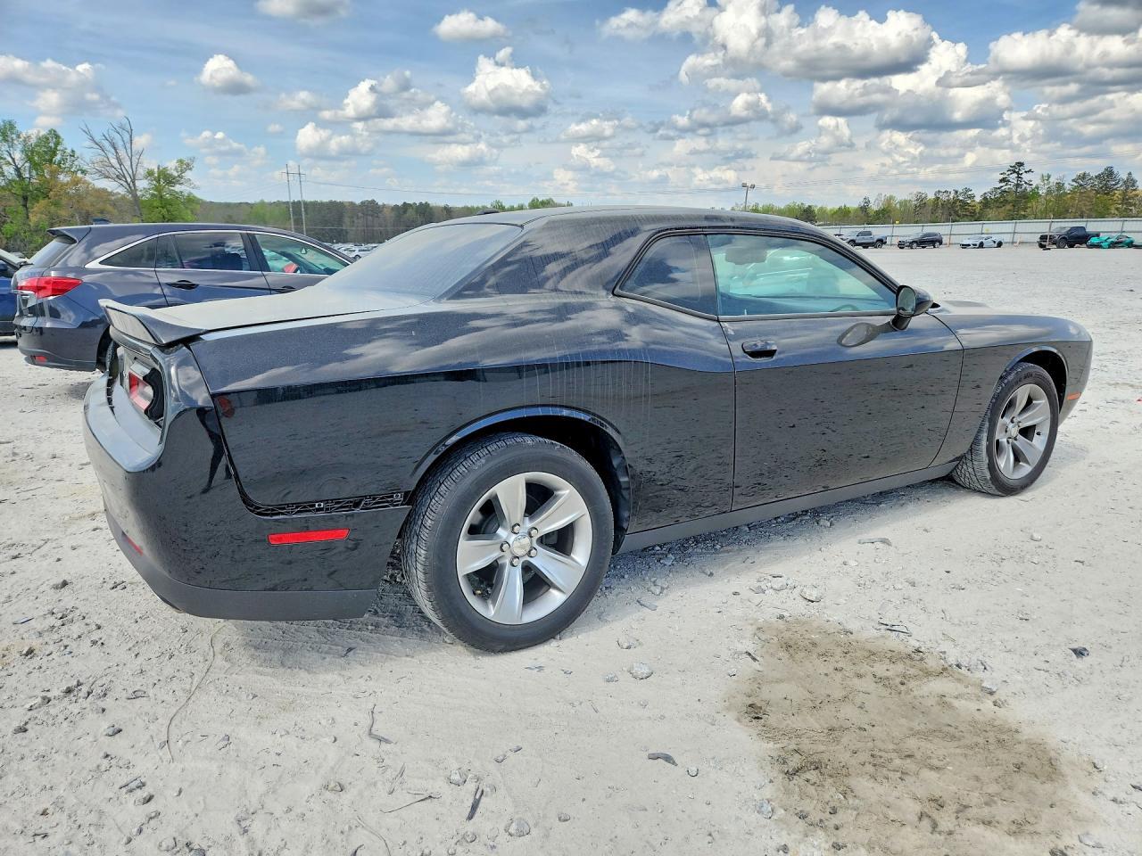 2019 Dodge Challenger Sxt - zdjęcie 3