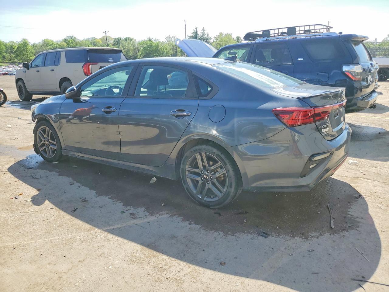 2021 Kia Forte Gt-Line - zdjęcie 2