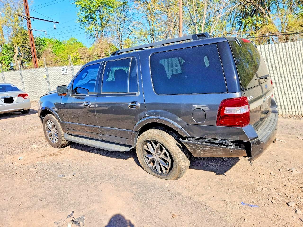 2017 Ford Expedition Xlt - zdjęcie 2