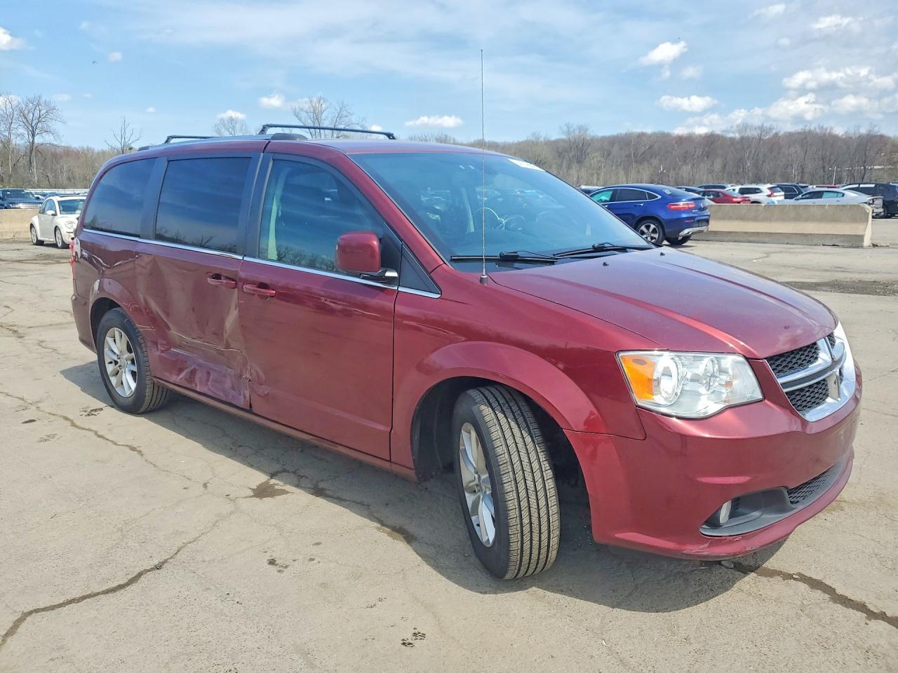 2019 Dodge Grand Caravan Sxt - zdjęcie 4