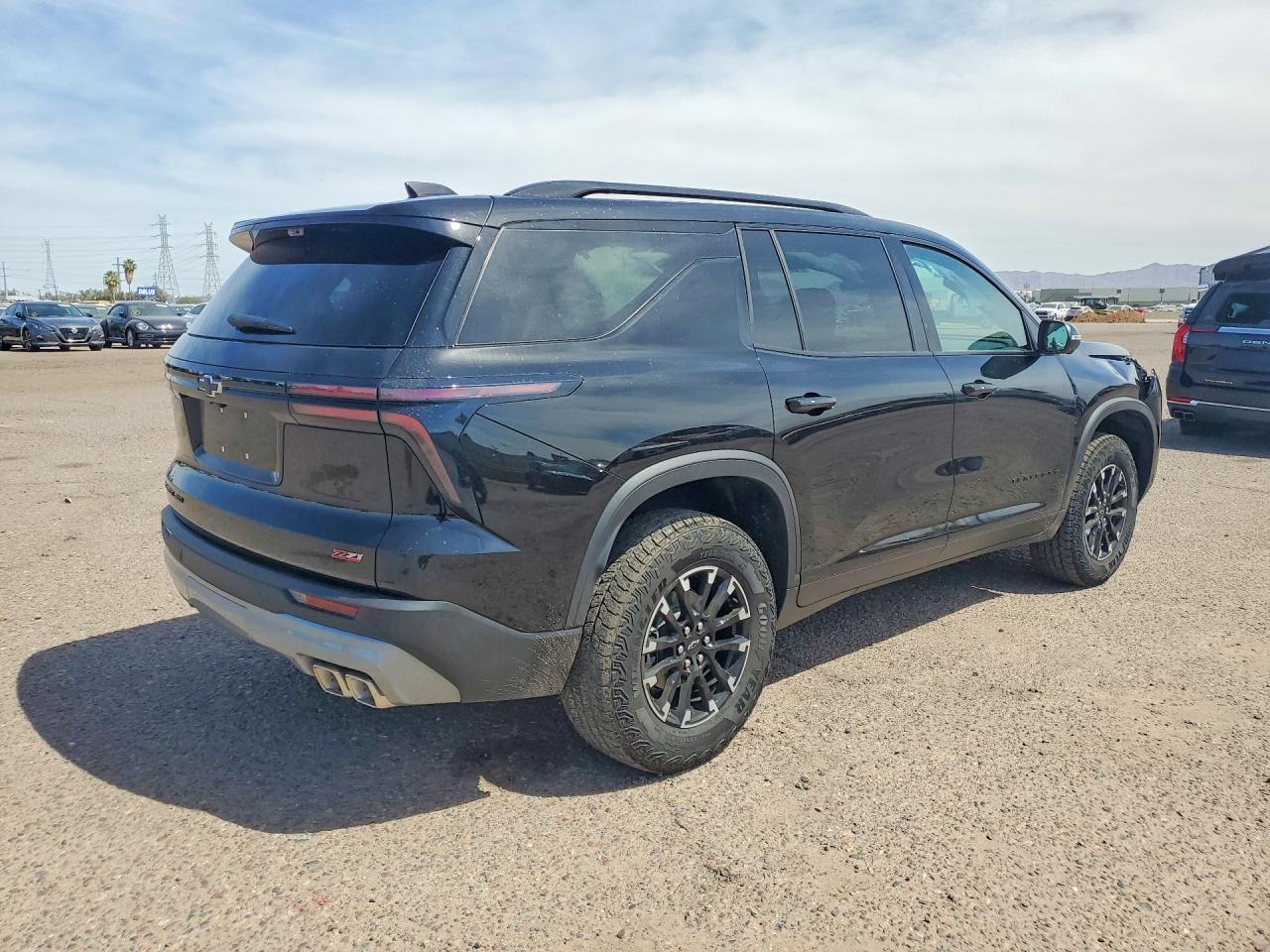 2026 Chevrolet Traverse Z71 - zdjęcie 3