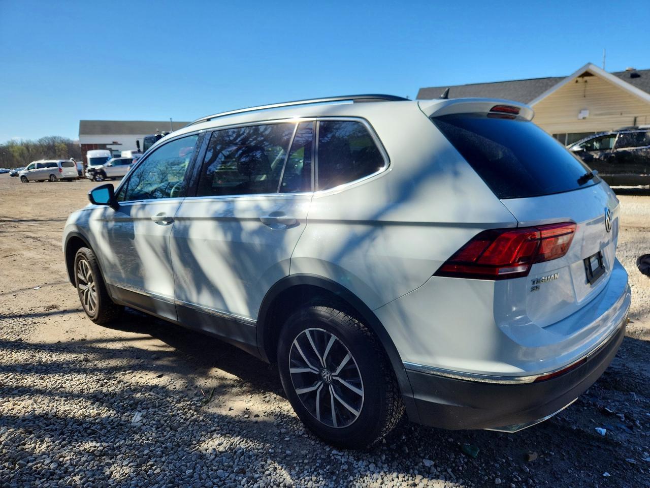 2020 Volkswagen Tiguan Se - zdjęcie 2
