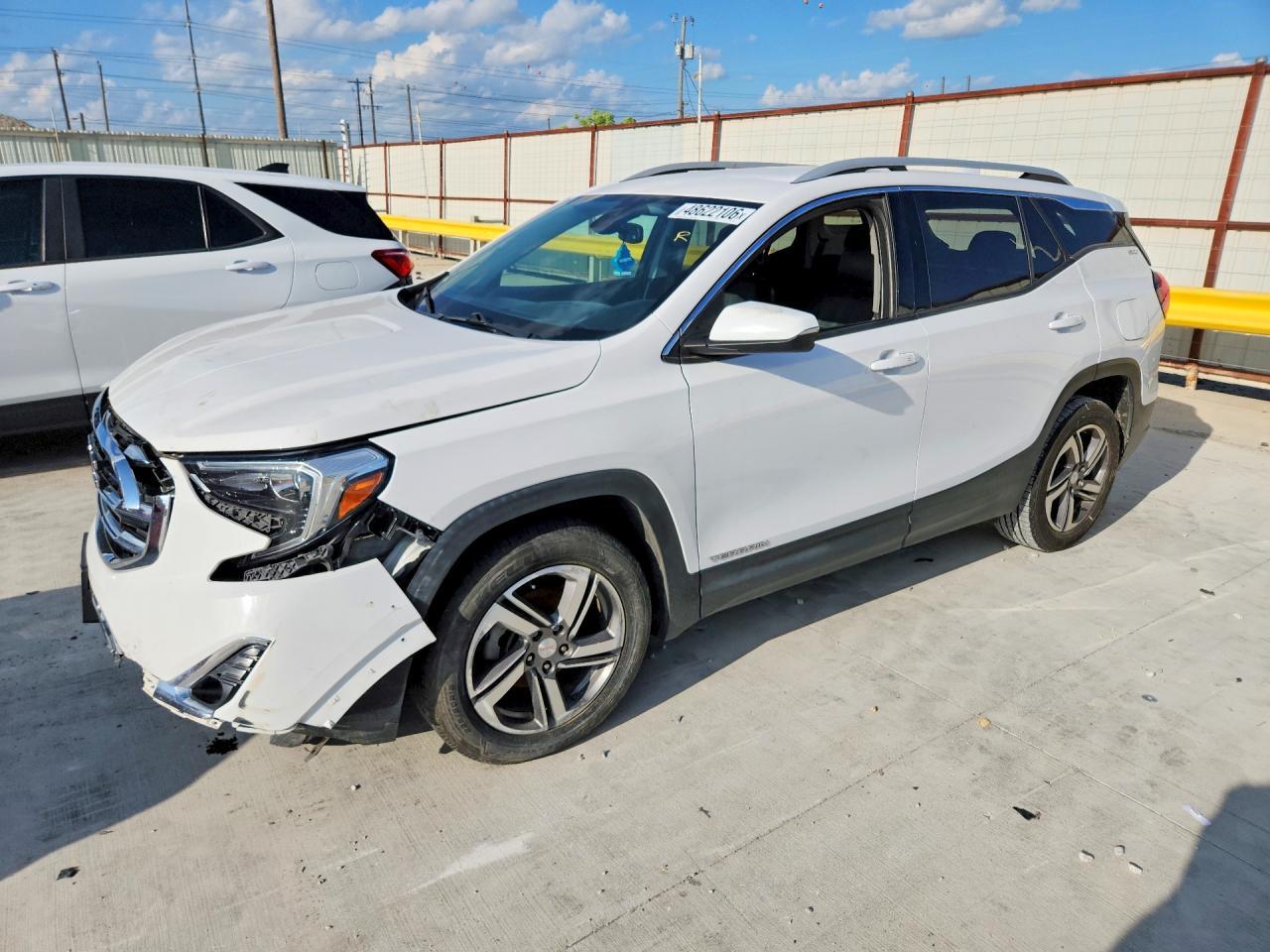 2020 GMC Terrain Slt - zdjęcie główne