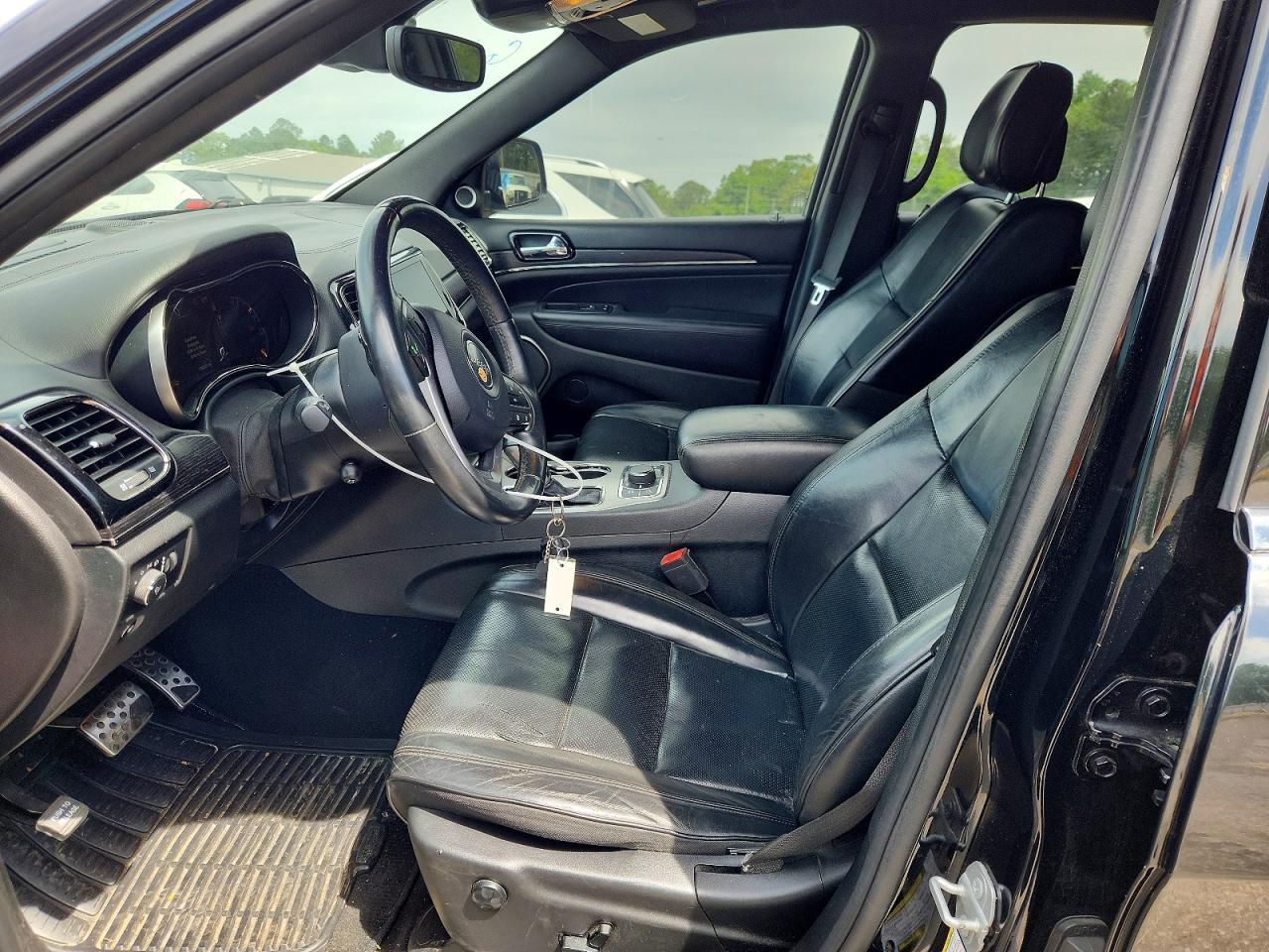 2019 Jeep Grand Cherokee Overland - zdjęcie 7