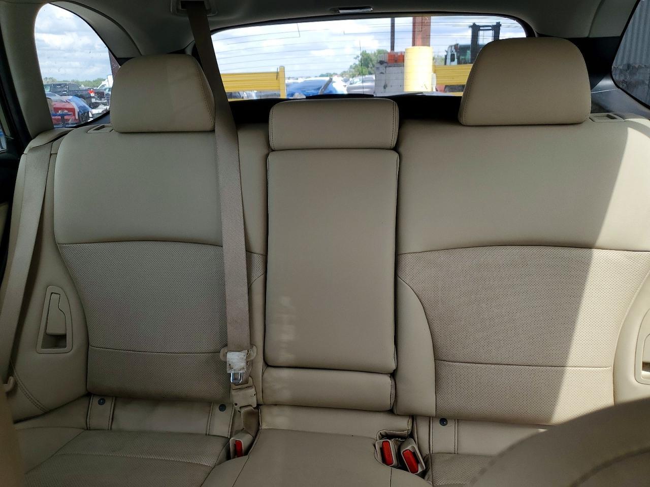 2018 Subaru Outback 3.6R Limited - zdjęcie 10