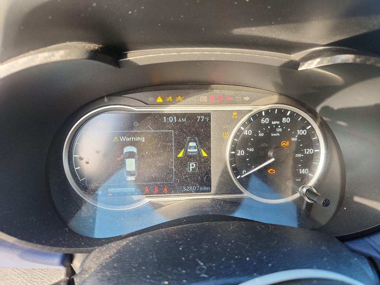 2024 Nissan Versa Sv - zdjęcie 9