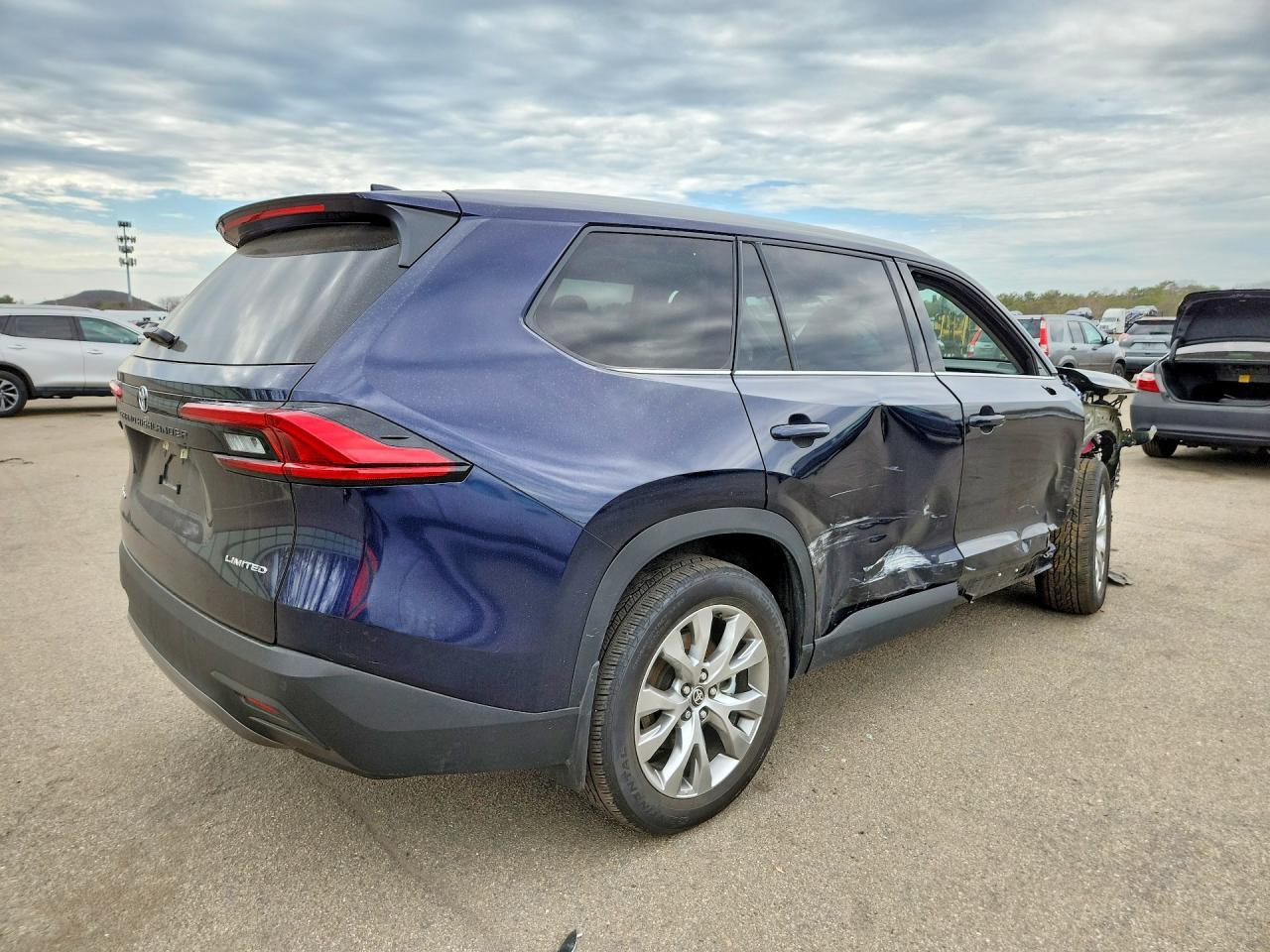 2024 Toyota Grand Highlander Hybrid Limited - zdjęcie 3