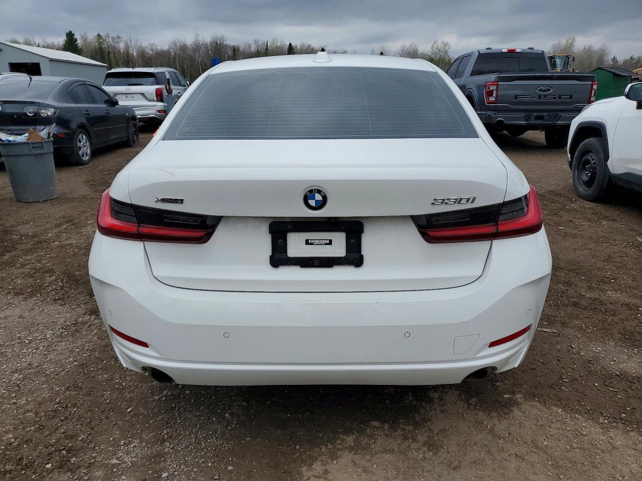 2023 BMW 330I - zdjęcie 6