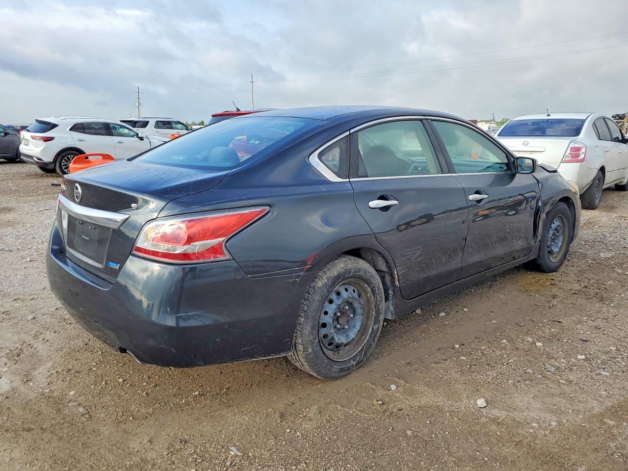 2013 Nissan Altima 2.5 - zdjęcie 3