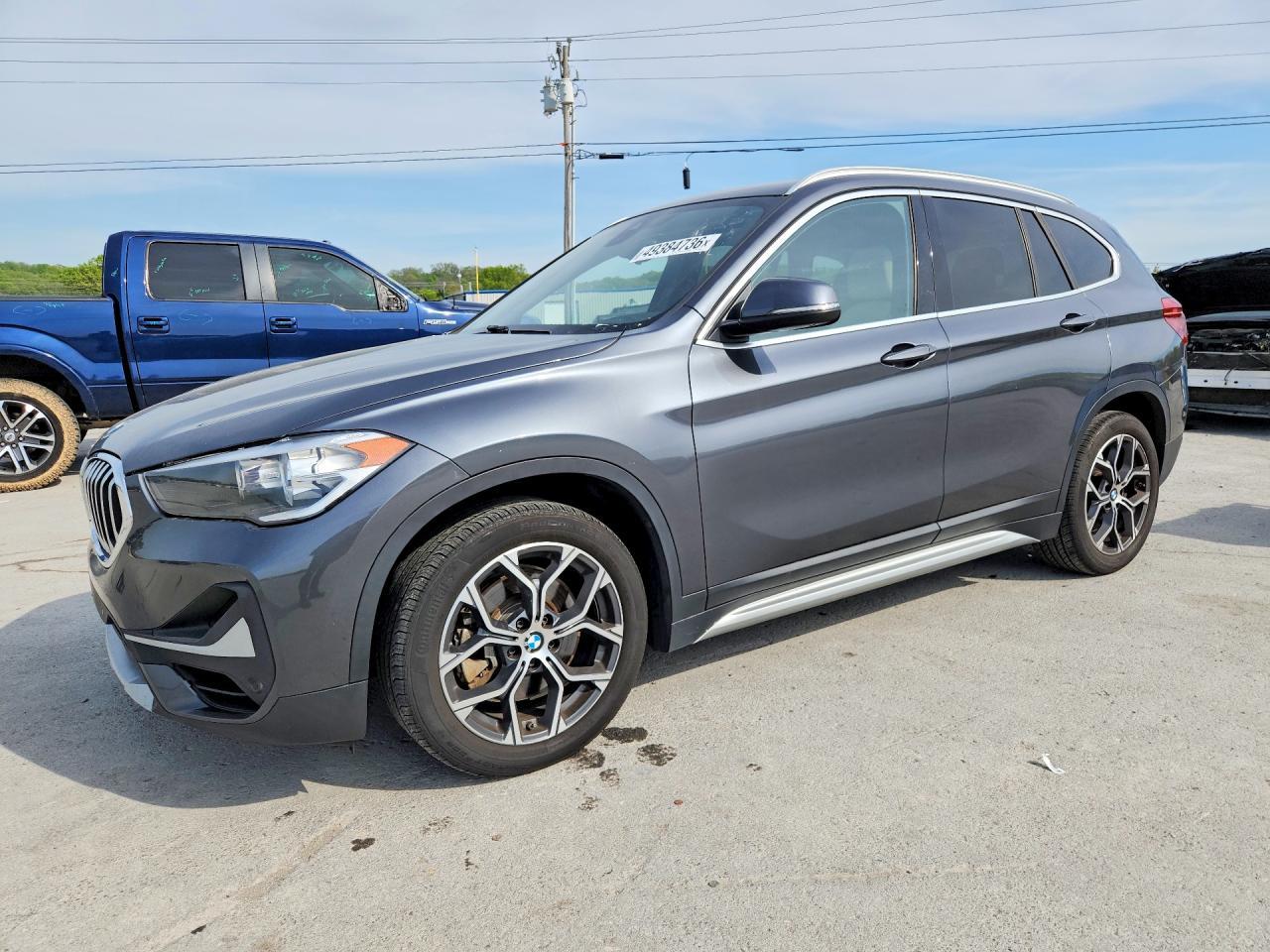 2021 BMW X1 xDrive28I - zdjęcie główne
