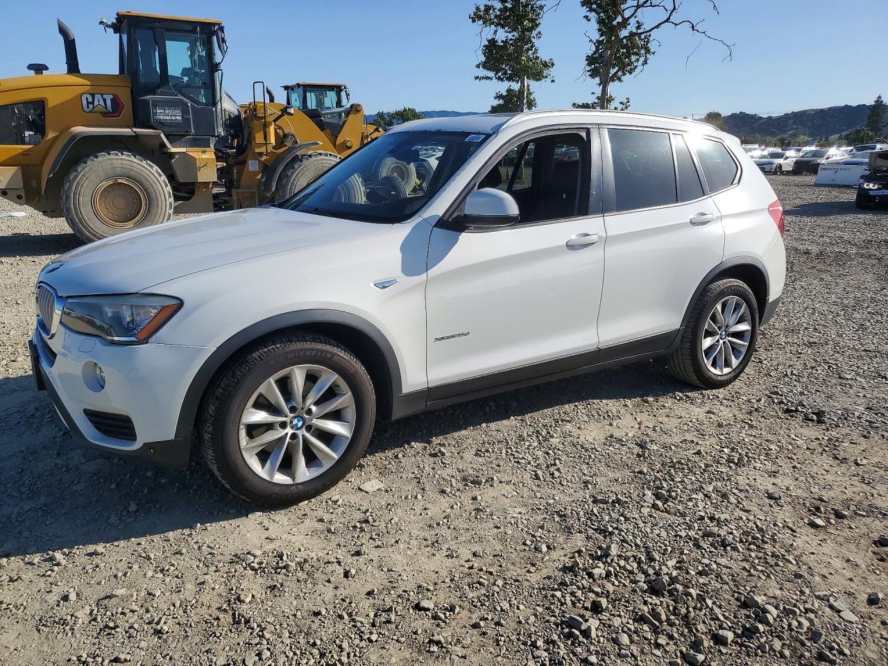 2015 BMW X3 xDrive28D - zdjęcie główne