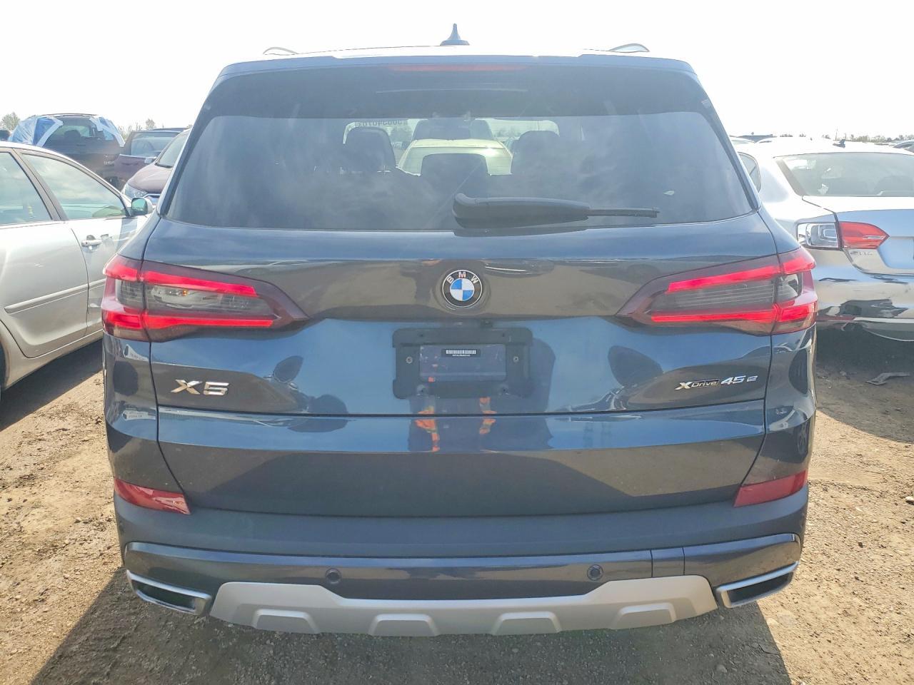2021 BMW X5 xDrive45E - zdjęcie 6
