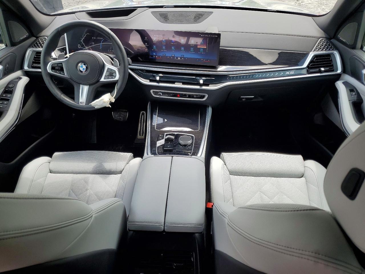 2026 BMW X5 xDrive40I - zdjęcie 8