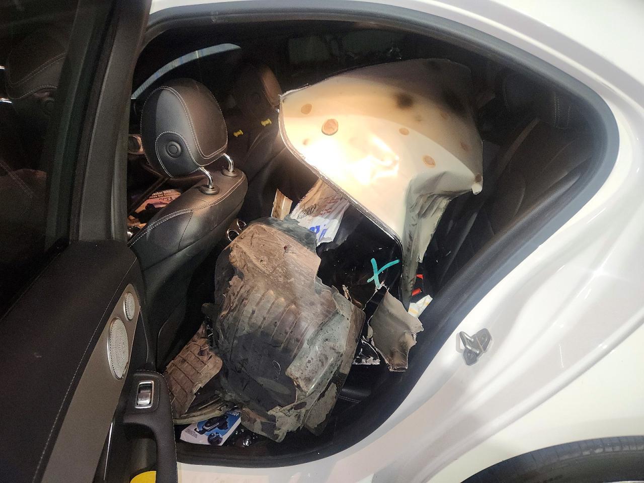 2015 Mercedes-Benz C 300 4Matic - zdjęcie 10