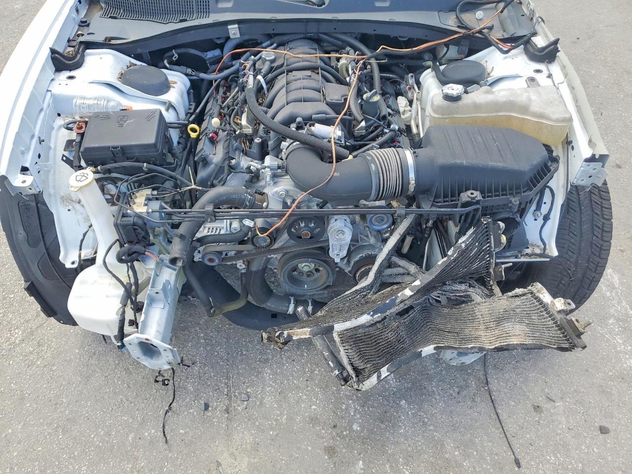 2021 Dodge Charger Police - zdjęcie 11