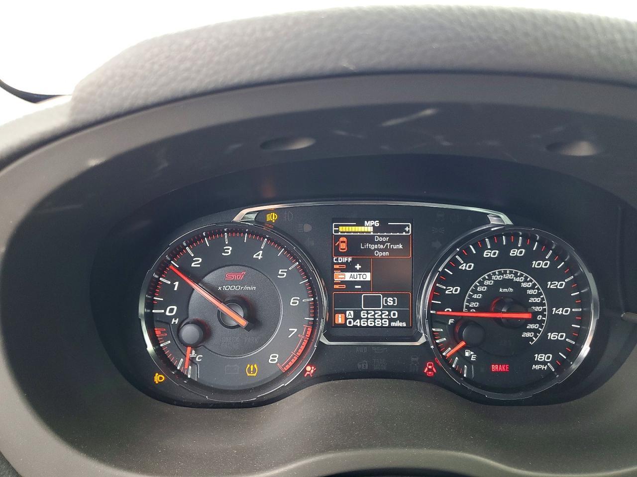 2019 Subaru Wrx Sti - zdjęcie 9