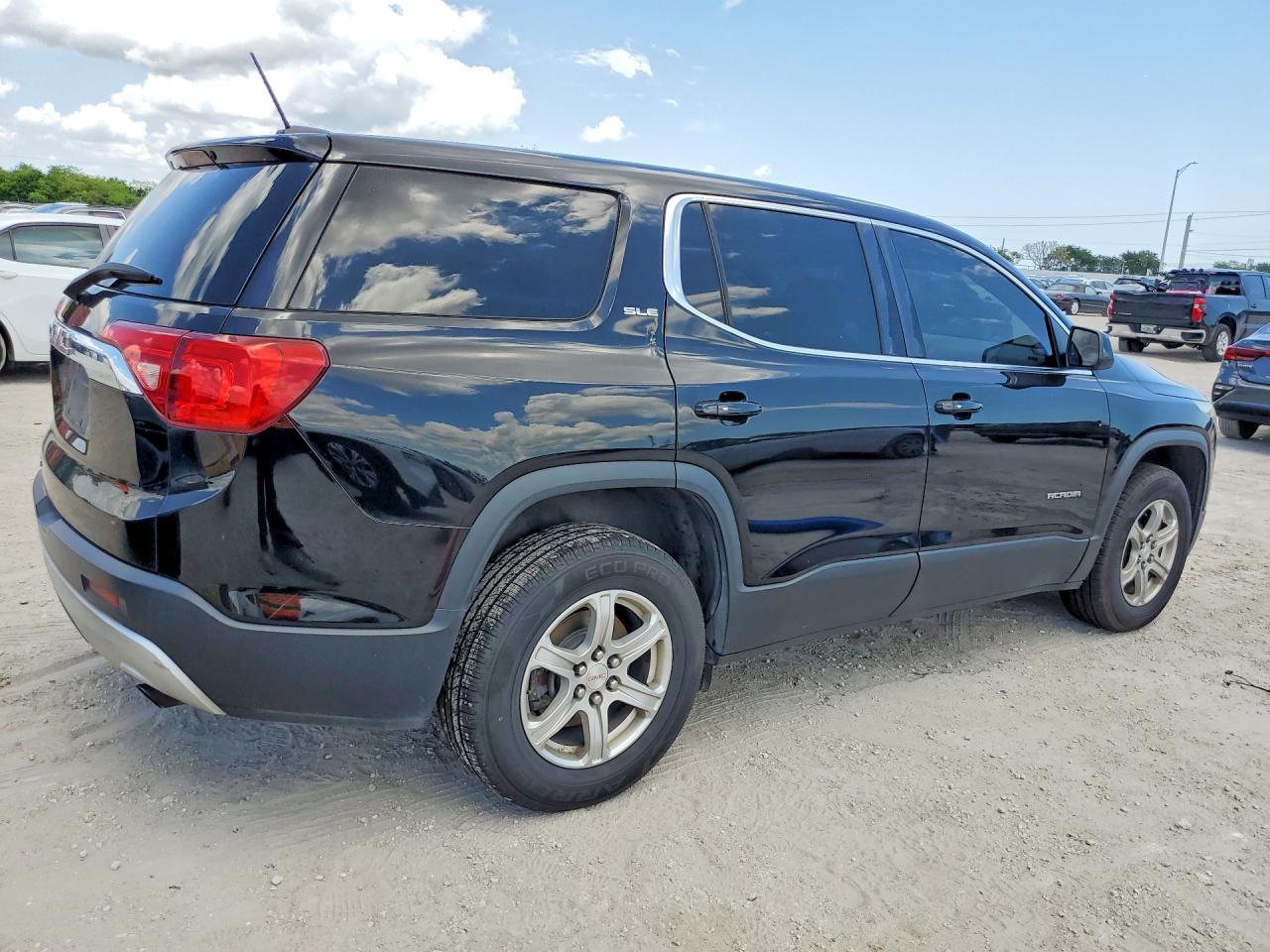 2017 GMC Acadia Sle - zdjęcie 3