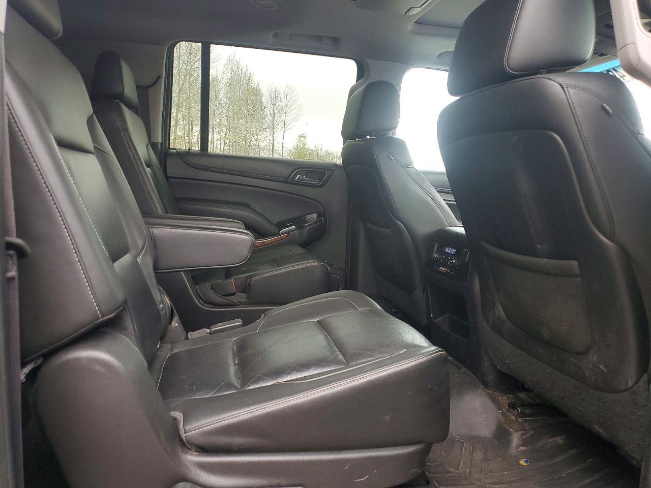 2015 Chevrolet Suburban K1500 Ltz - zdjęcie 11