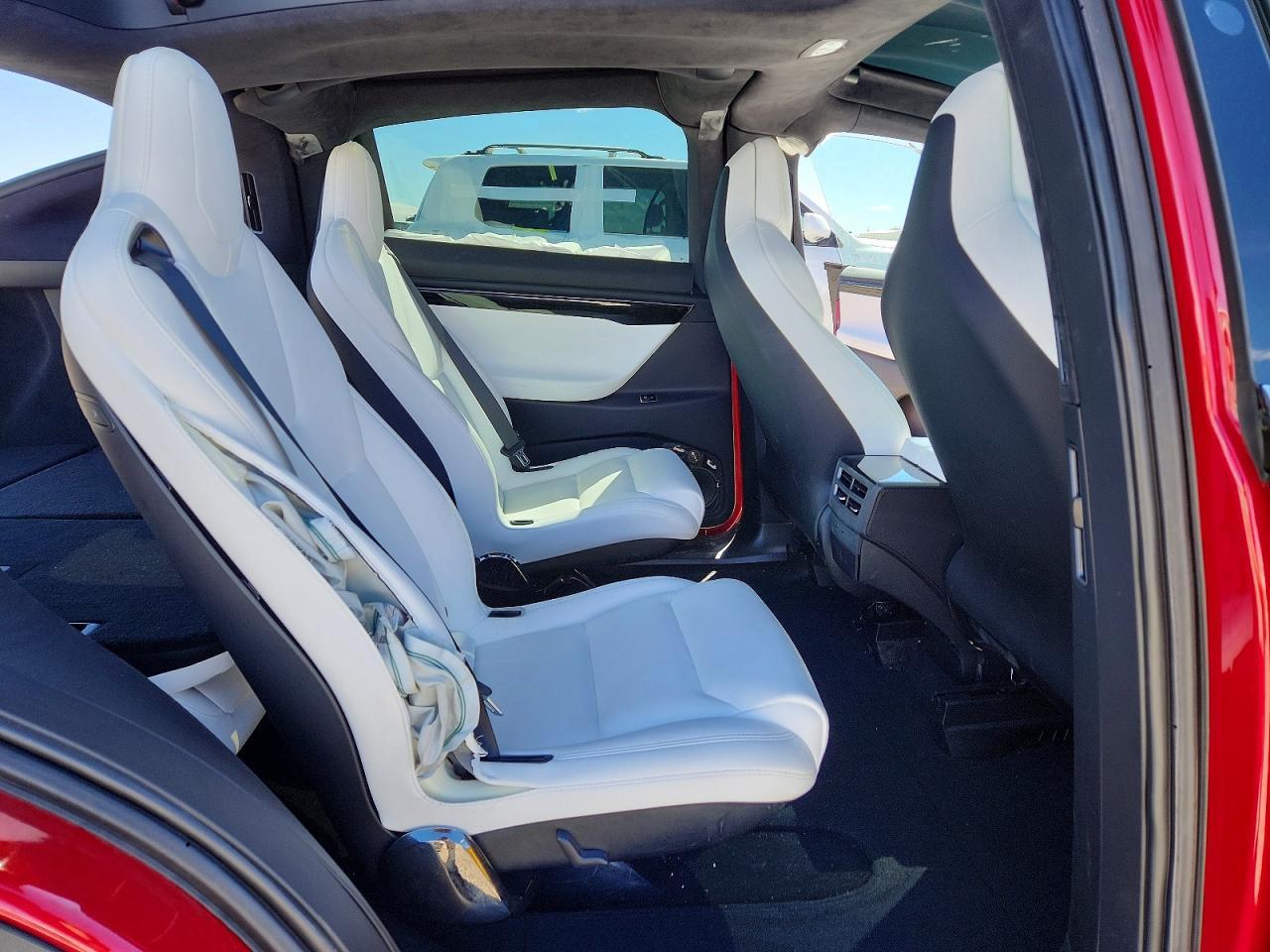 2018 Tesla Model X - zdjęcie 11