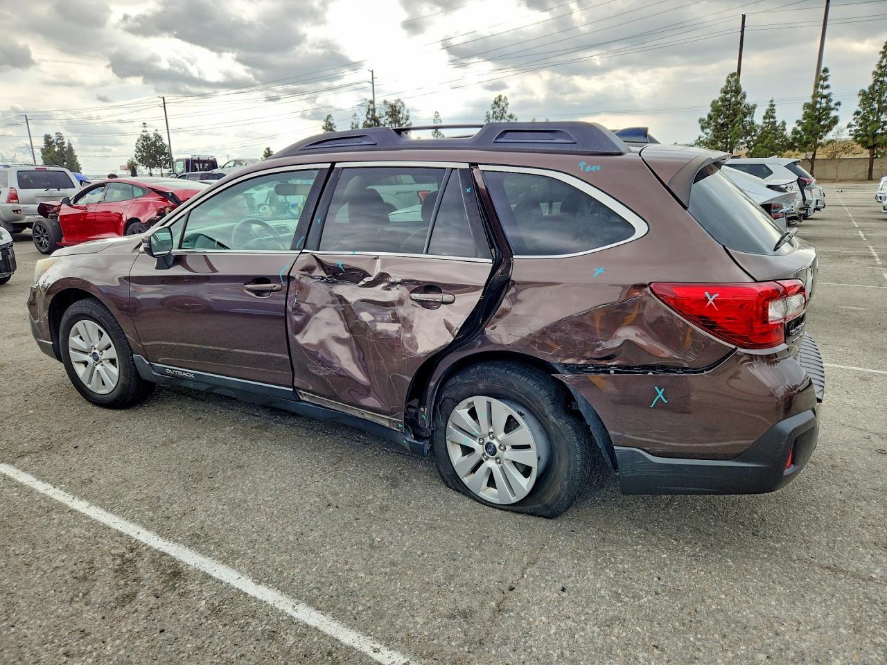 2019 Subaru Outback 2.5I Premium - zdjęcie 2