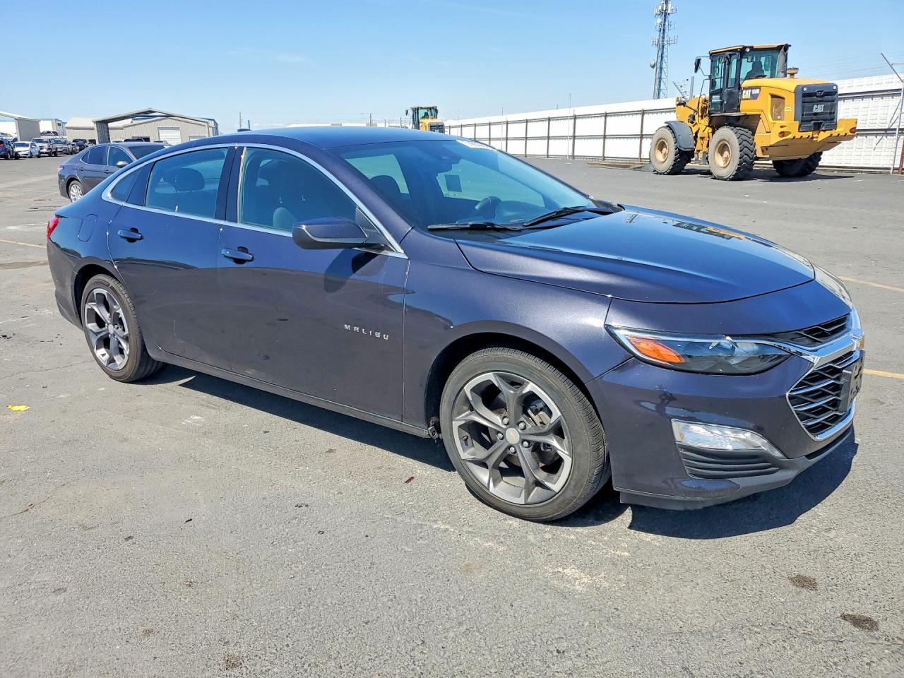 Chevrolet Malibu - zdjęcie 4