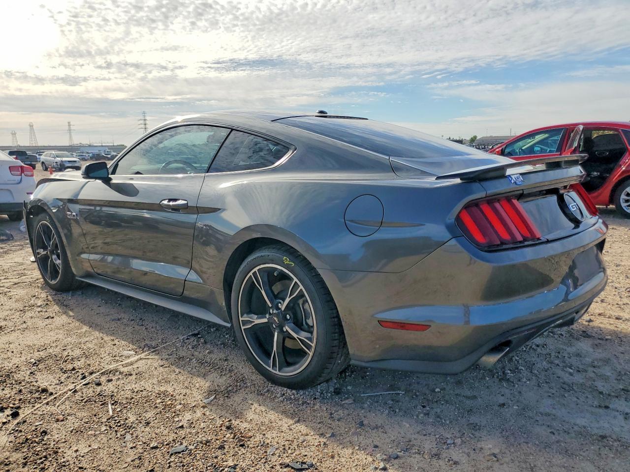 2016 Ford Mustang Gt - zdjęcie 2