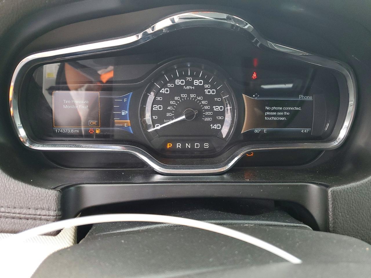 2016 Lincoln Mkt - zdjęcie 9