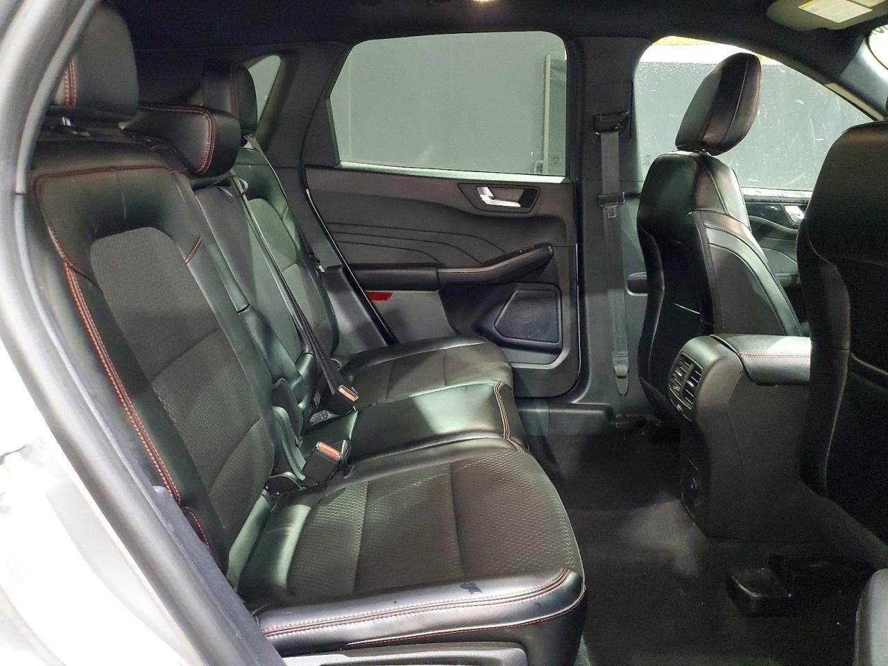 2024 Ford Escape St Line - zdjęcie 11