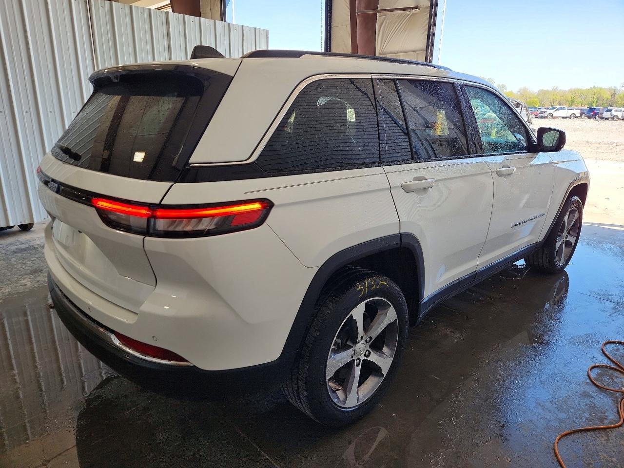 2023 Jeep Grand Cherokee Limited 4Xe - zdjęcie 3